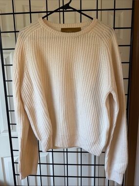 Cream Cashmere Crewneck Knit Sweater